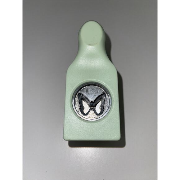 LOT OF 4 Per Punches Martha Stewart Stampin Up Marvy Heart Butterfly Border - Picture 7 of 9